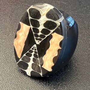 Mosaic Spider Seashell Ring On Acrylic Base Size 8 3/4